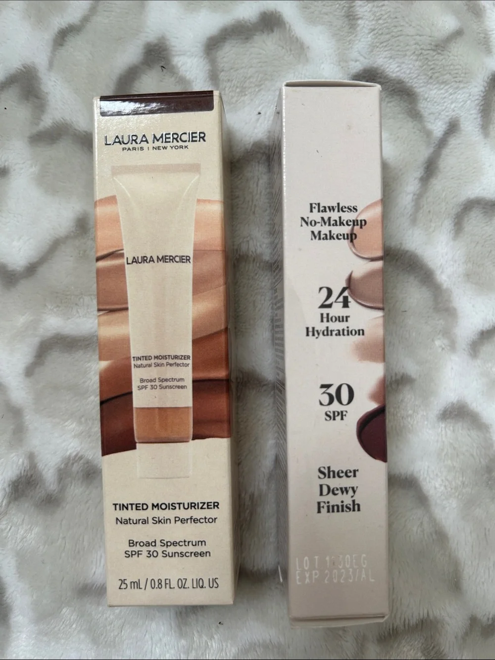 laura mercier Tinted Moisturizer - Beige / Warm Tan Shades